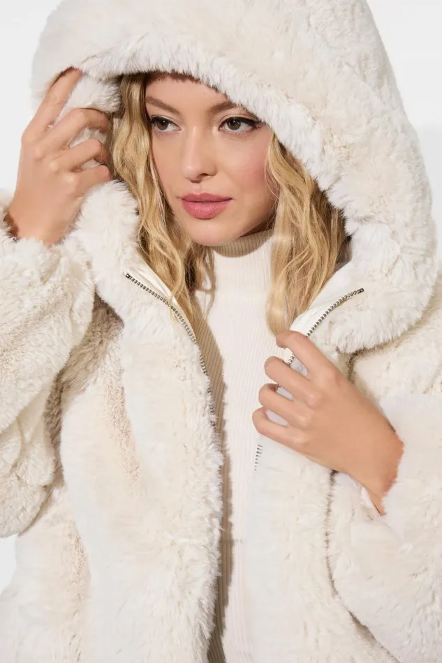 Alice Olivia Rowe Faux Fur Bomber Off White Women Outerwear