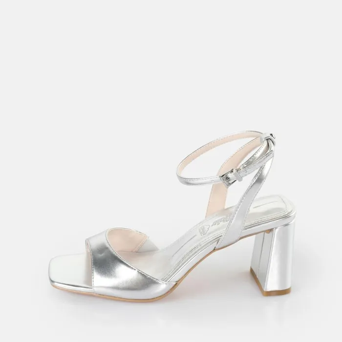 April Neat Silver Buffalo Heels