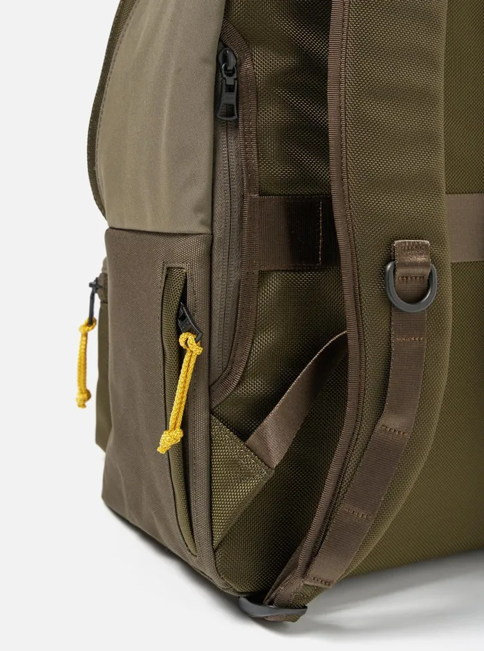 Bags Men Universal Works MasterPiece X Universal Works Backpack In Olive Recycled Tech Canvas