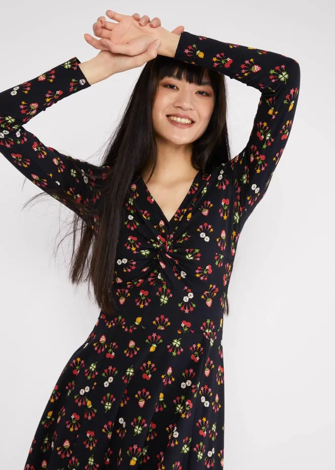 Blutsgeschwister Autumn Dress Hot Knot Black Women Dresses