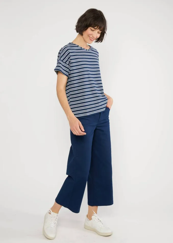 Blutsgeschwister TShirt The Generous One Blue Women Tops