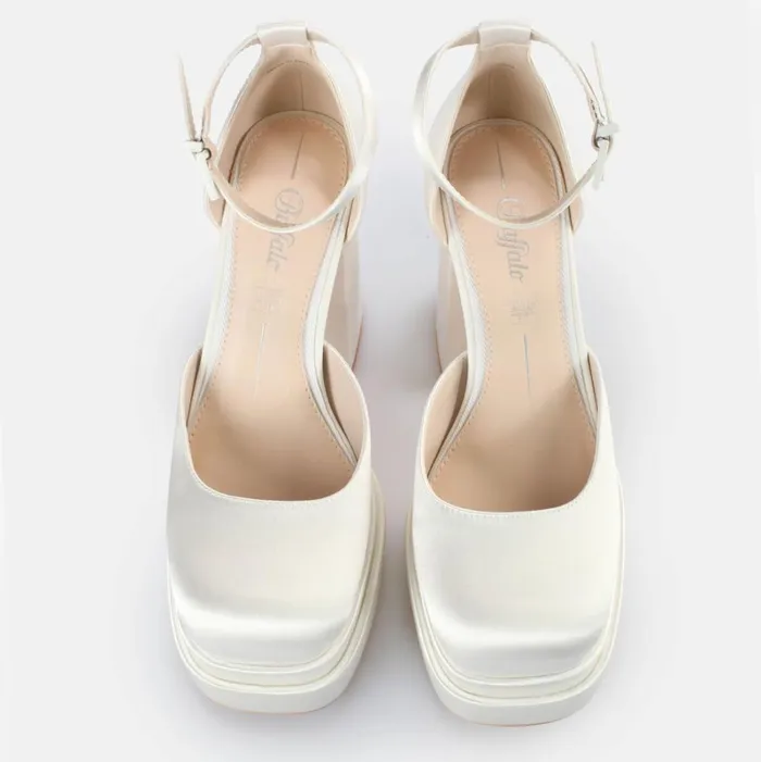 Bonny Dorsay White Buffalo Heels Bonny Dorsay White Buffalo Heels