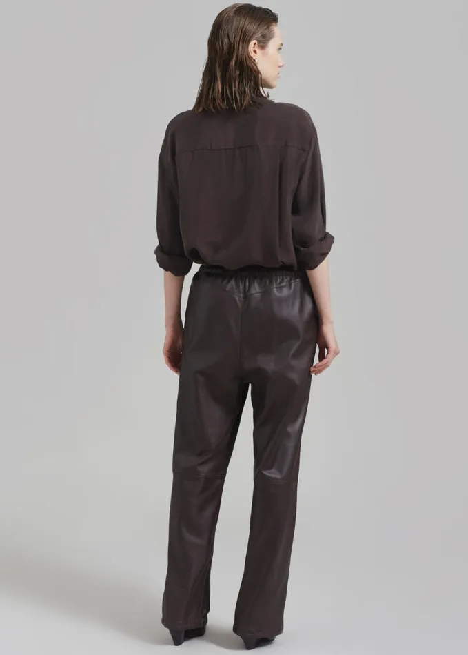Clothing WomenMen The Frankie Shop Kevin Leather Trousers 8211 Brown