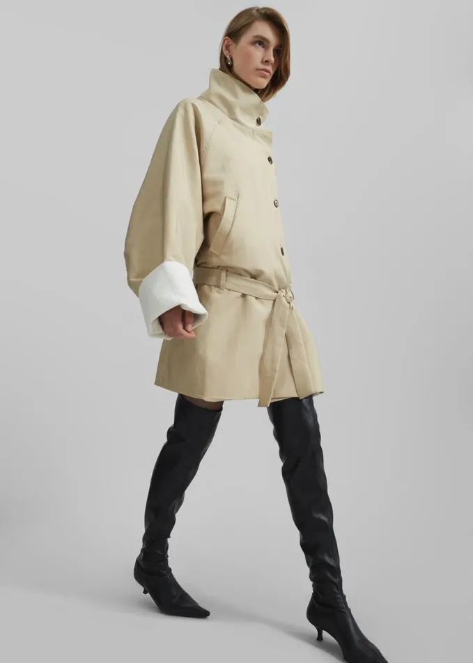 Clothing Women The Frankie Shop Alberta Short Trench 8211 Beige