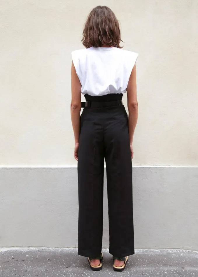 Clothing Women The Frankie Shop Eva Padded Shoulder Muscle TShirt 8211 White