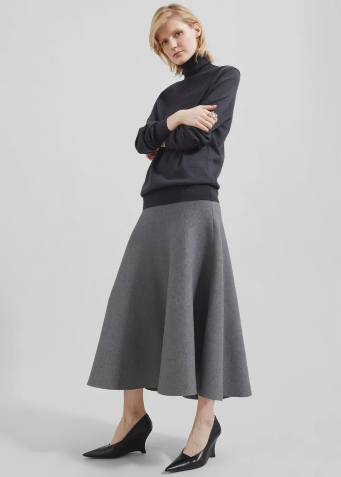 Clothing Women The Frankie Shop Eve Thin Turtleneck Sweater 8211 Dark Grey Melange