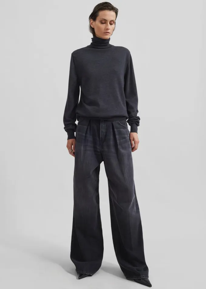 Clothing Women The Frankie Shop Eve Thin Turtleneck Sweater 8211 Dark Grey Melange