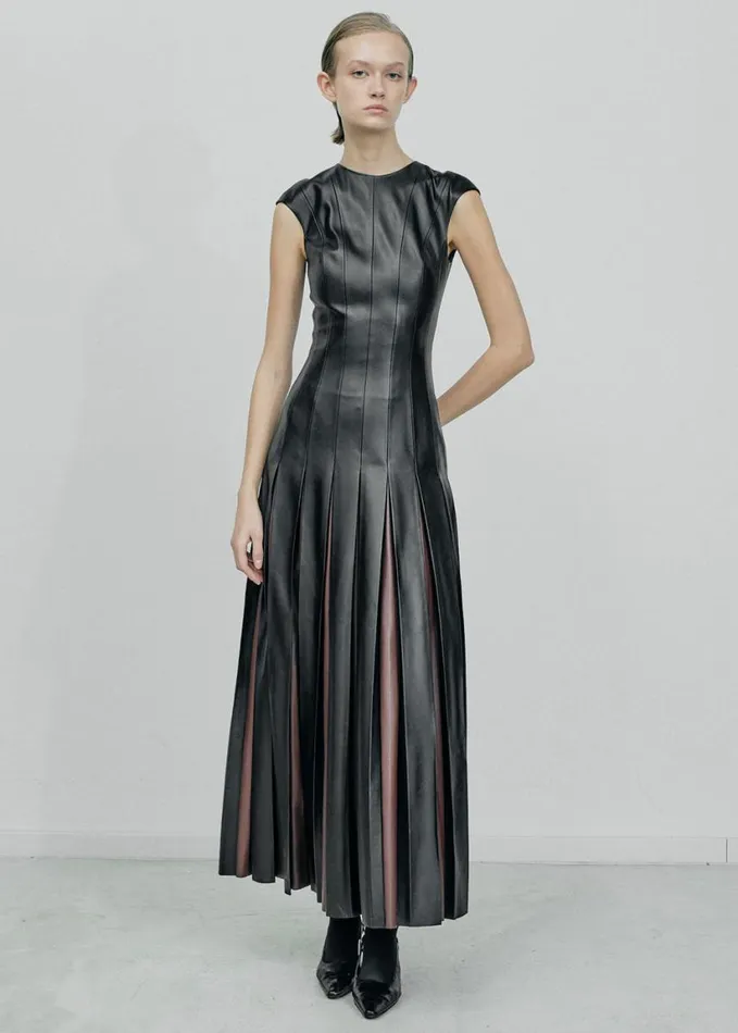 Clothing Women The Frankie Shop Gudu Dress 02 8211 BlackBrown