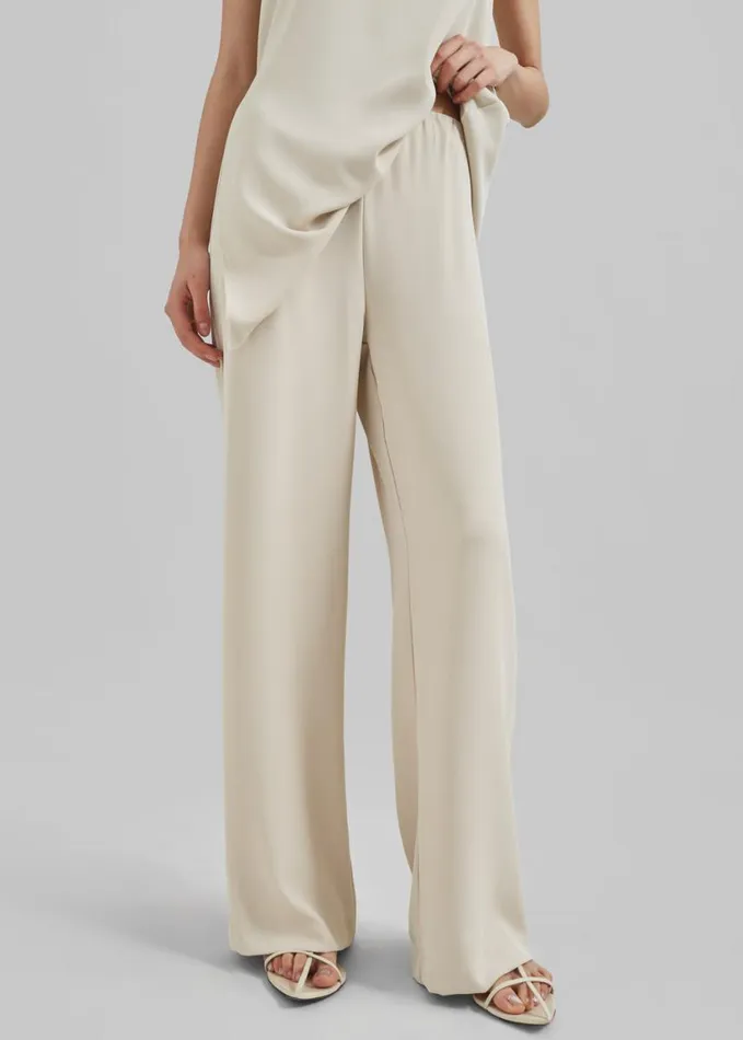 Clothing Women The Frankie Shop Imre Trousers 8211 Beige