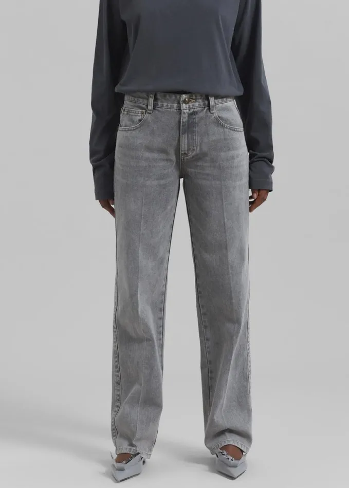 Clothing Women The Frankie Shop Montrose Straight Leg Jeans 8211 Grey Wash