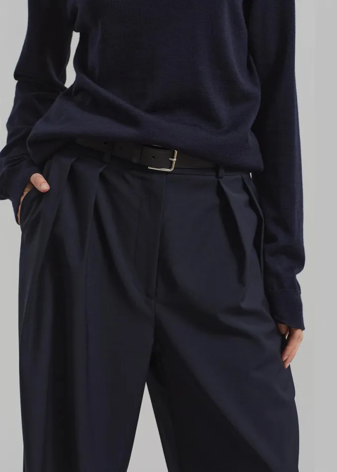Clothing Women The Frankie Shop Ripley Pleated Trousers 8211 Navy