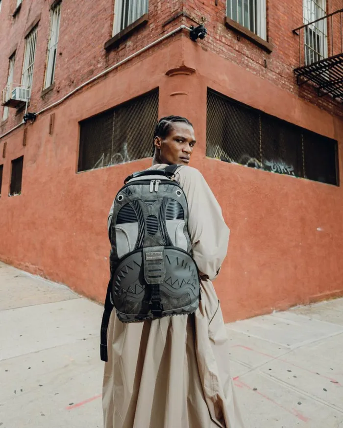 DUNE STILLSUIT SHARK BACKPACK Bags SPRAYGROUND