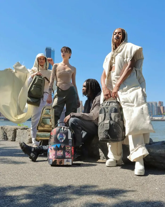 DUNE STILLSUIT SHARK BACKPACK Bags SPRAYGROUND