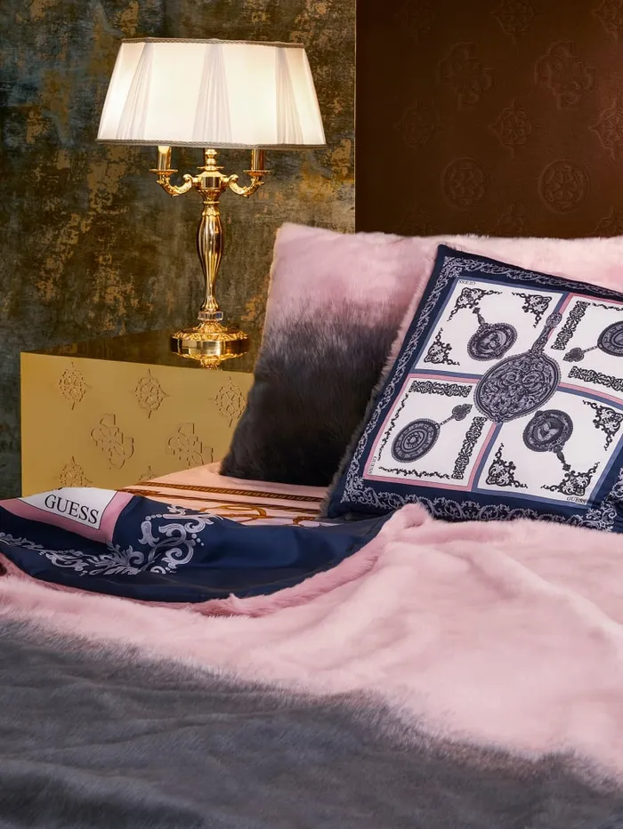 GUESS Home FauxFur Pillow Pink 8211 Women
