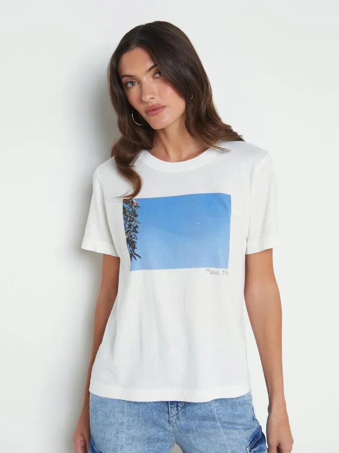 L039Agence Tees Women Leilani Maui Moon Tee White