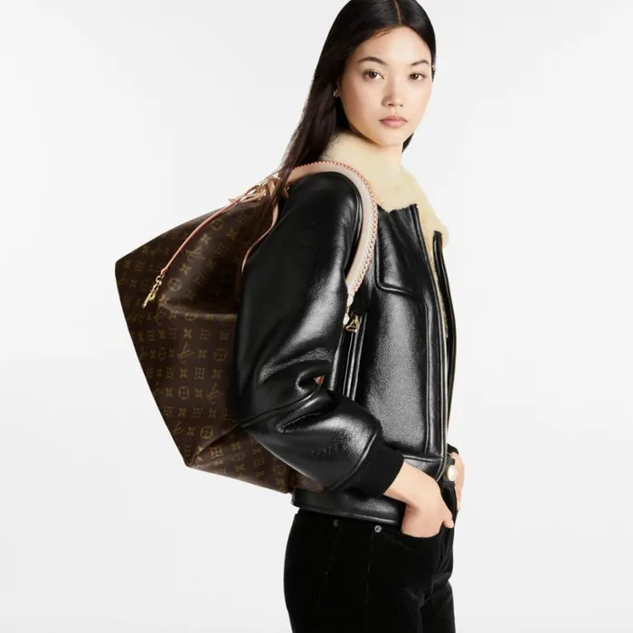 Louis Vuitton Shoulder and Totes Louis Vuitton Artsy MM Monogram Canvas M44869 8211 Louis Vuitton Handbag Store 8211 Women