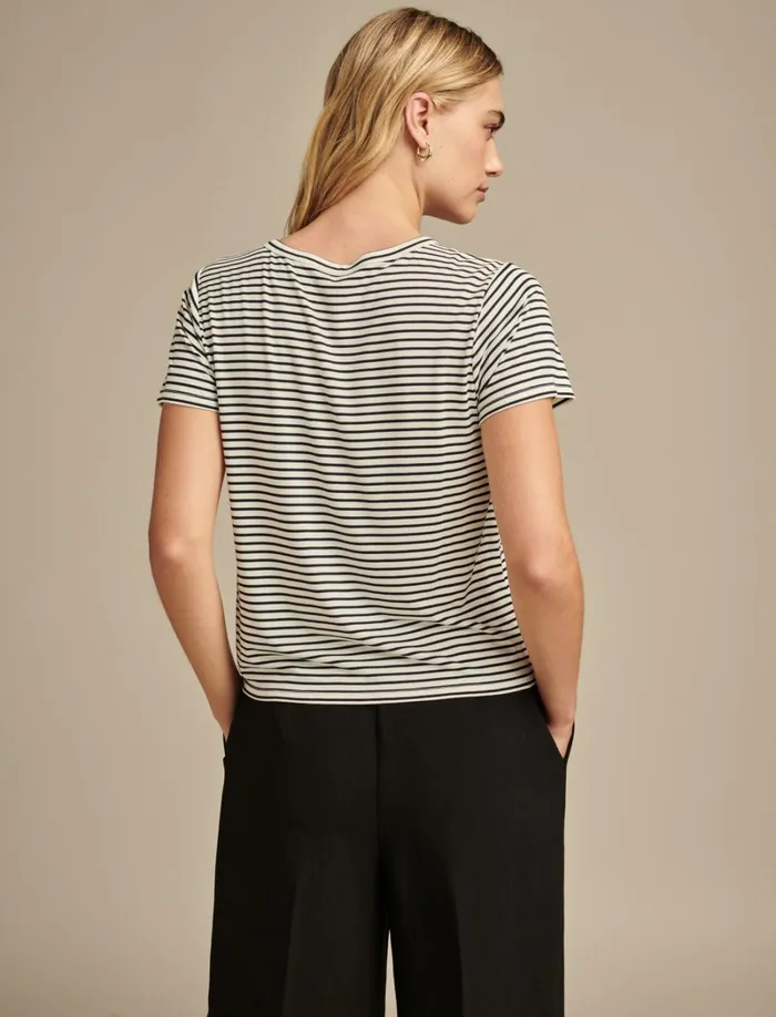 Lucky Brand Knit Tops Women Relaxed Crew Neck Tee Cream Navy Stripe