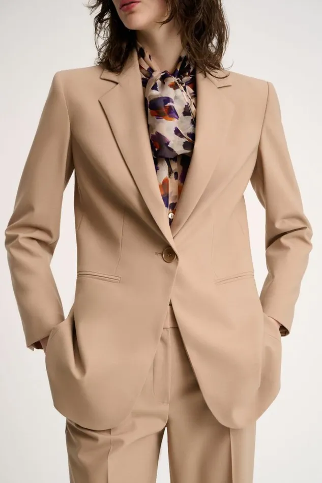 Luisa Spagnoli Jackets and Blazers Sauna 8211 Long SingleBreasted Jacket Beige 8211 Women Luisa Spagnoli Jackets and Blazers Sauna 8211 Long SingleBreasted Jacket Beige 8211 Women