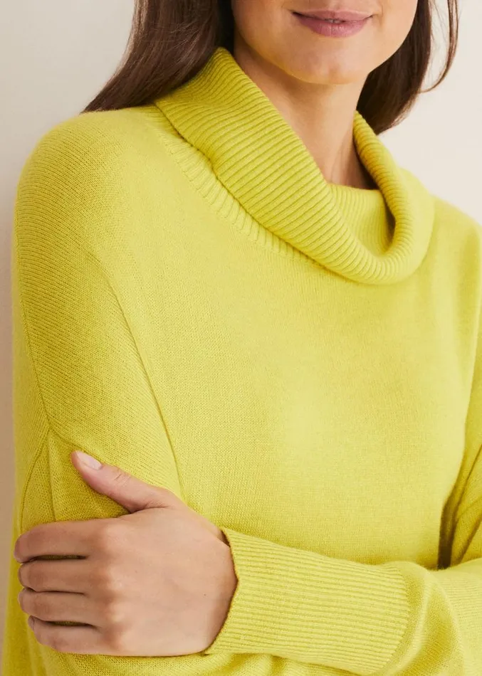 Maltia Asymmetric Hem Jumper Lime Women Phase Eight Knitwear