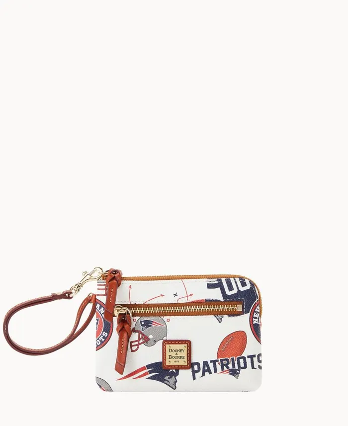 ManWoman NFL Patriots Zip Around Wristlet Patriots Dooney and Bourke Wallets