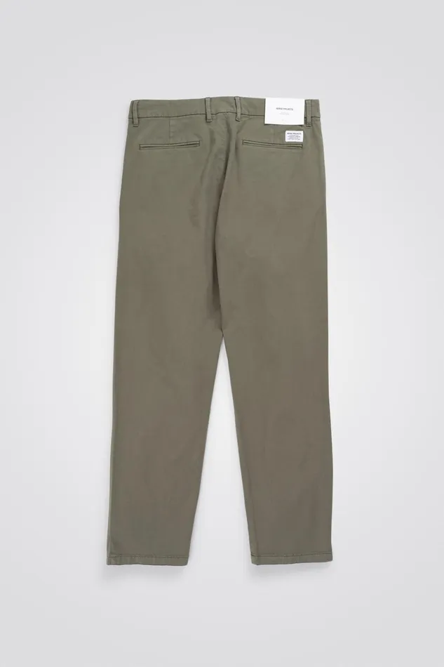 Men Aros Regular Light Stretch Chino Dried Sage Green Norse Projects Trousers