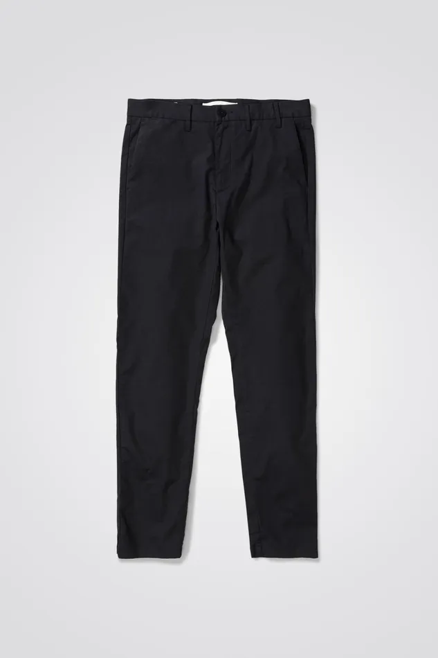 Men Aros Slim Light Stretch Chino Black Norse Projects Trousers