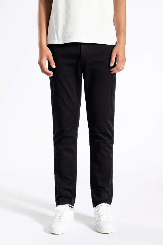 Men Aros Slim Light Stretch Chino Black Norse Projects Trousers