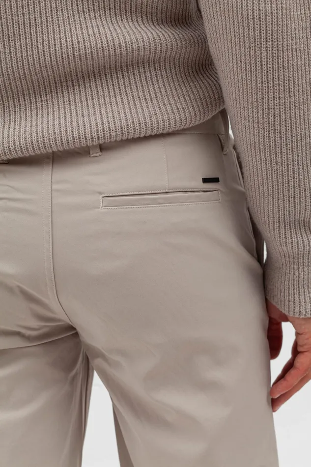 Men Aros Solotex Chino Stone Norse Projects Trousers