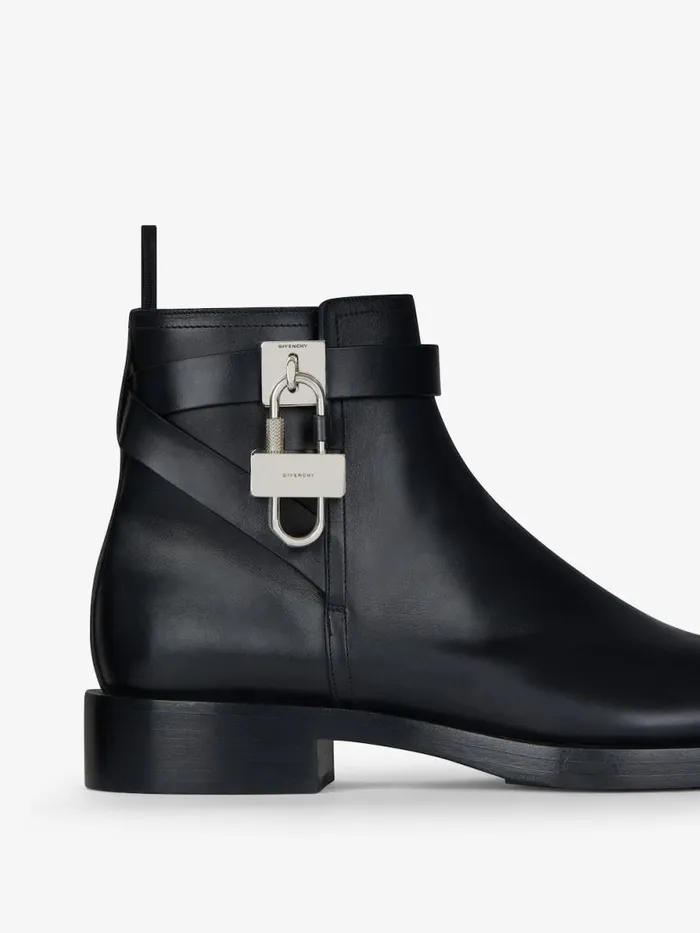 Men Boots and Loafers Givenchy Lock Ankle Boots In Leather Black Men Boots and Loafers Givenchy Lock Ankle Boots In Leather Black