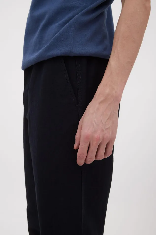 Men Ezra Relaxed Cotton Linen Trouser Dark Navy Norse Projects Trousers