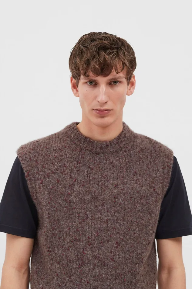 Men Manfred Tweed Vest Burgundy Norse Projects Knitwear