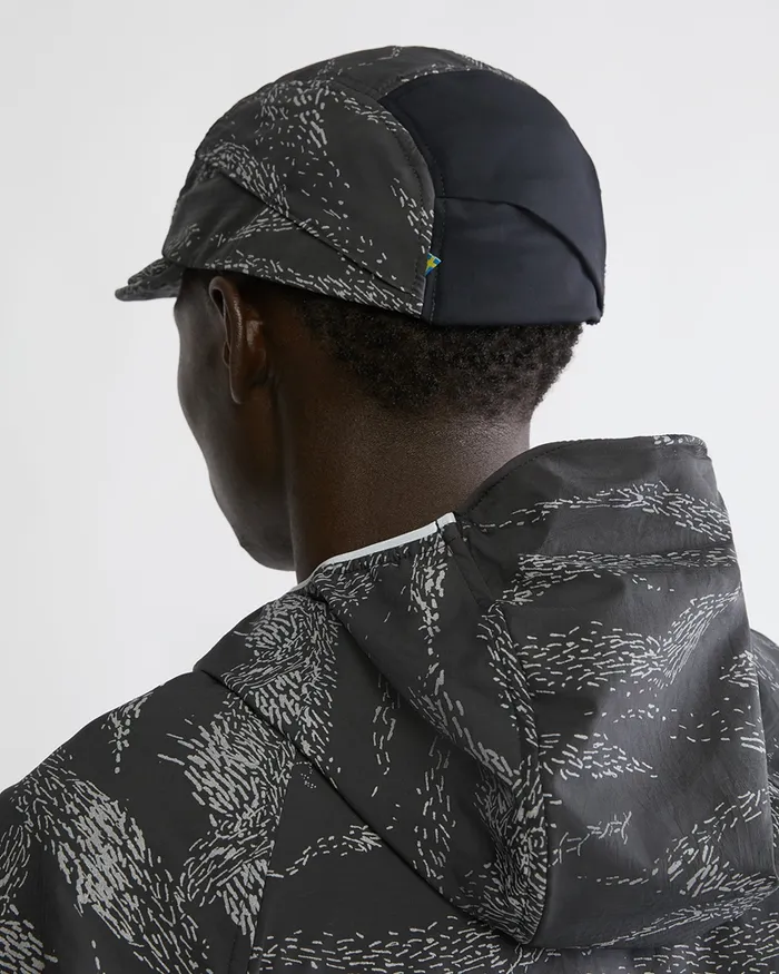 MenWomen 48 Oculus Britta Cap Britta MarakattLabba Raven Klttermusen Hats and Caps