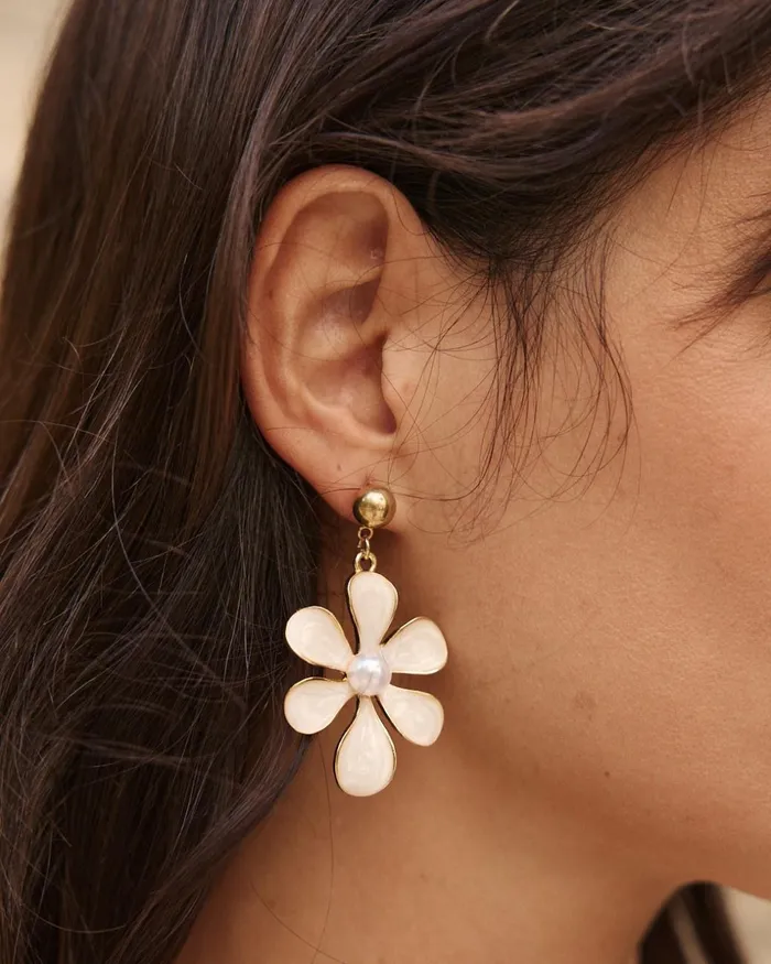Polin Et Moi Bruli Flower Earrings White Women Jewelry Polin Et Moi Bruli Flower Earrings White Women Jewelry