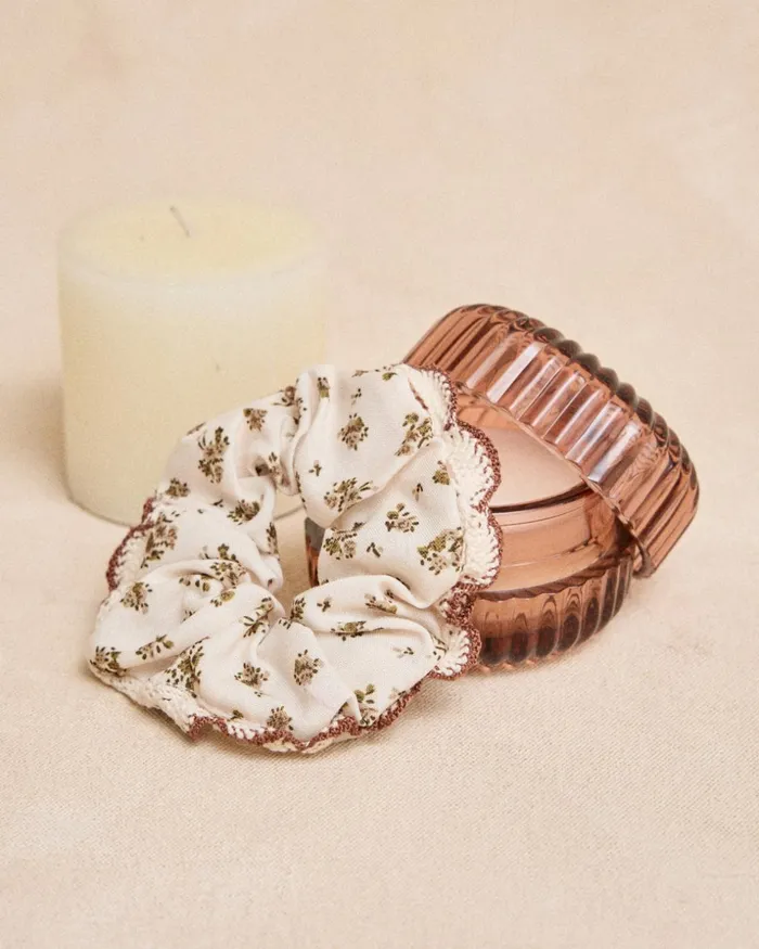 Polin Et Moi Scrunchie Flowers Lari Raw Women Hair Accessories