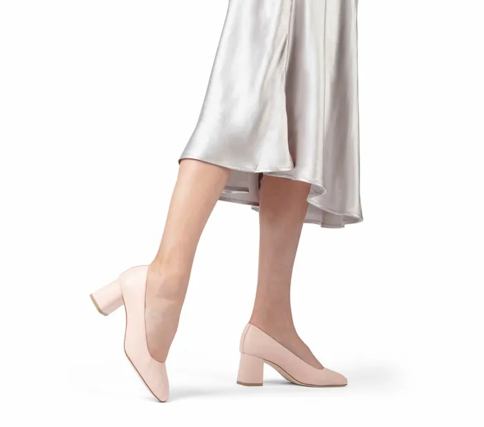Repetto Womens Pumps Marlow Pumps Almond Beige Casaul