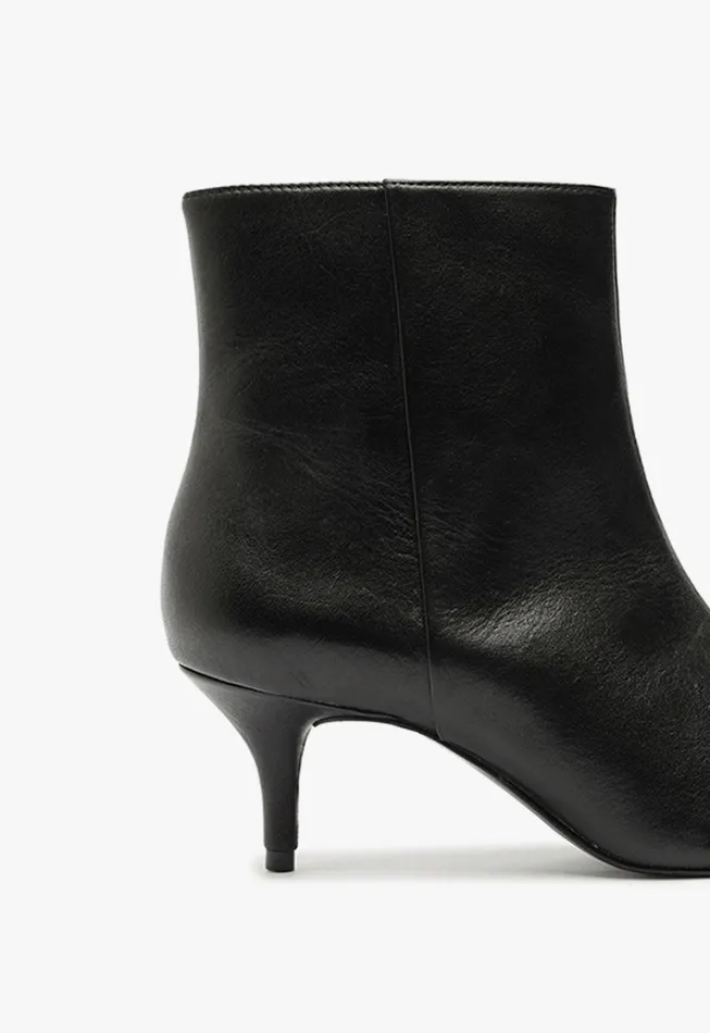 Schutz Shoes Booties Women Mikki Mid Bootie Black