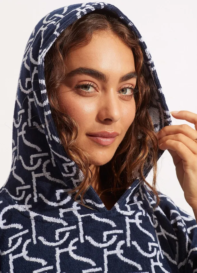 Seafolly SF Monogram Towel Poncho 8211 True Navy Women Beach Towels Seafolly SF Monogram Towel Poncho 8211 True Navy Women Beach Towels