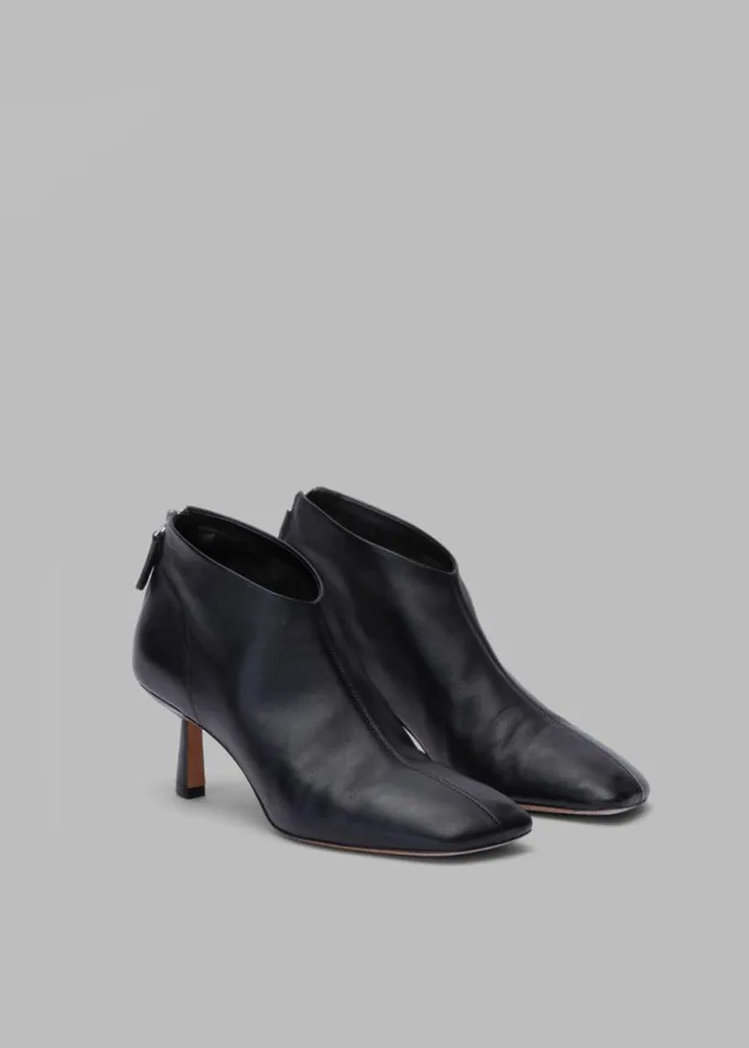 Shoes Women The Frankie Shop 31 Phillip Lim ID Glove Bootie 8211 Black