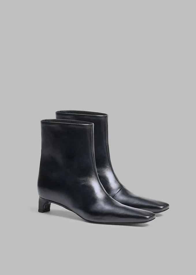 Shoes Women The Frankie Shop Loulou Studio Celine Ankle Boots 8211 Black