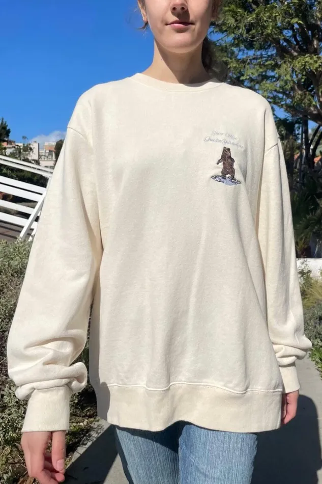 Snow Lodge Greater Yellowstone Sweatshirt Ivory Women Brandy Melville Sweatpants and Sweatshirts