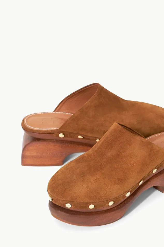 STAUD Mules and Flats Women STAUD RHODES CLOG TAN STAUD Mules and Flats Women STAUD RHODES CLOG TAN