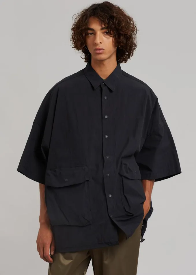 Tops Men The Frankie Shop Bedri Cargo Shirt 8211 Black