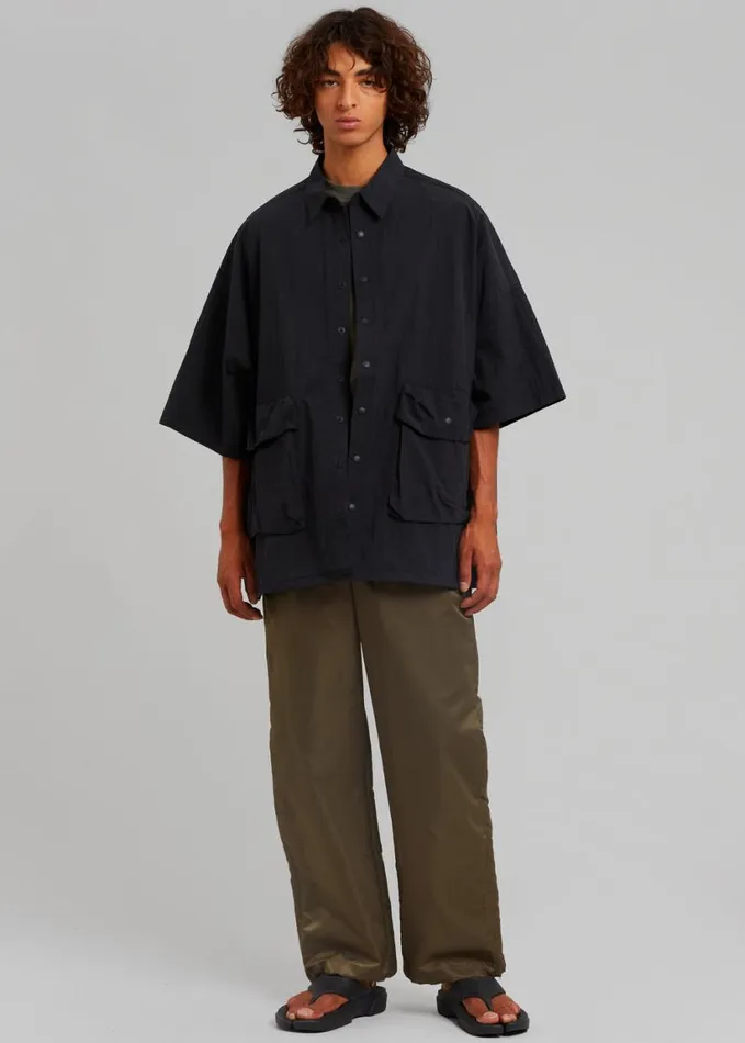 Tops Men The Frankie Shop Bedri Cargo Shirt 8211 Black