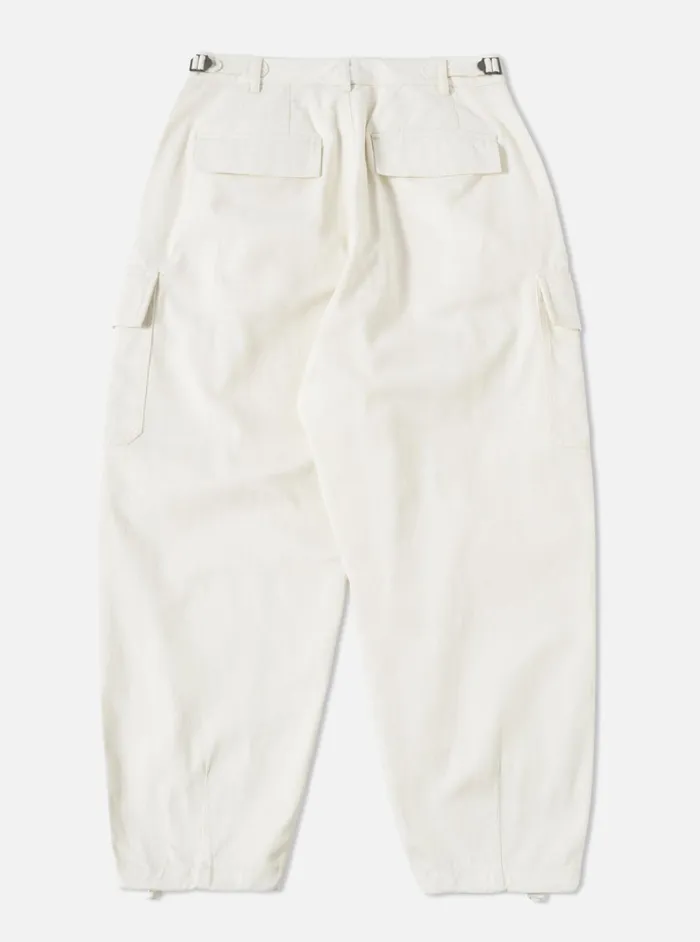 Trousers Men Universal Works Universal Works Loose Cargo Pant In Winter White Winter Twill