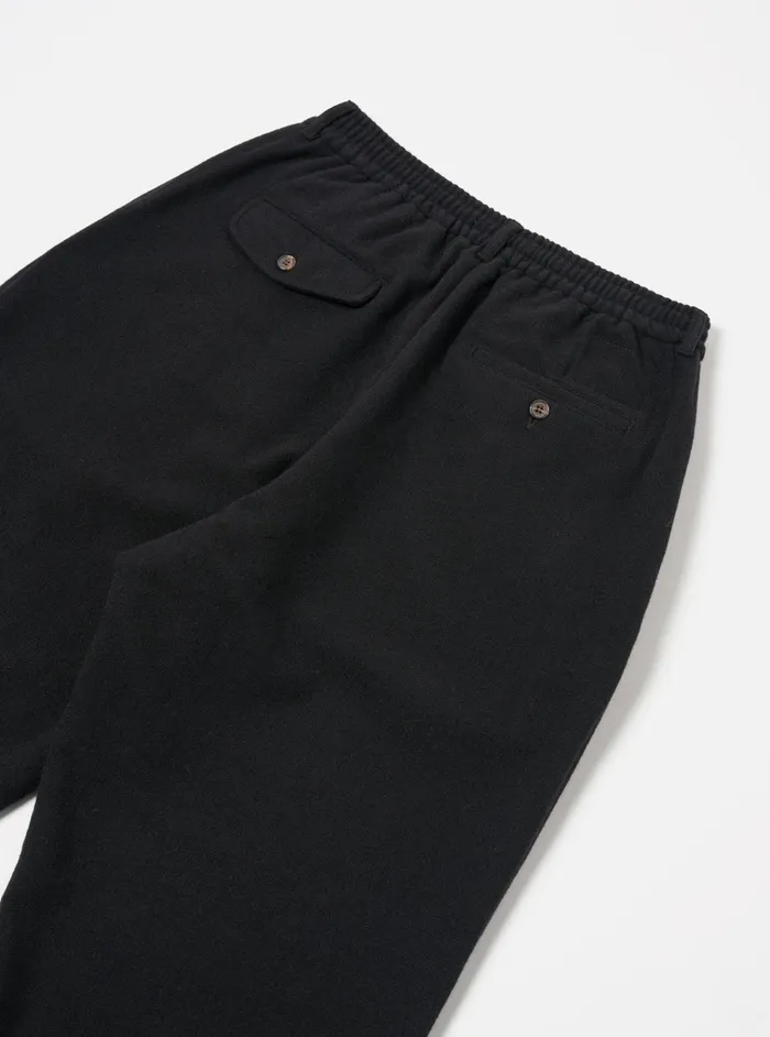 Trousers Men Universal Works Universal Works Oxford Pant In Black Recycled Soft Wool