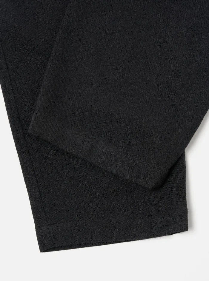 Trousers Men Universal Works Universal Works Oxford Pant In Black Recycled Soft Wool
