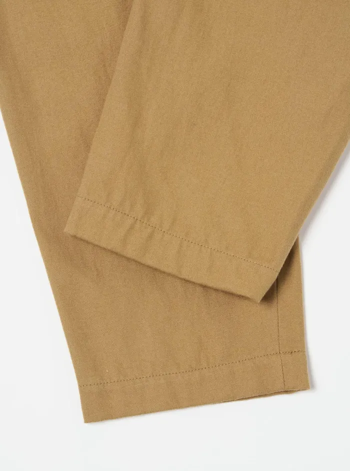 Trousers Men Universal Works Universal Works Pleated Track Pant In Sand Brushed Moleskin