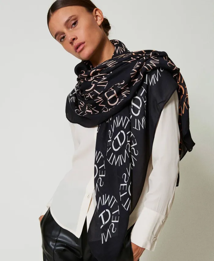 Twinset Kefiah With Oval T Print And Logo Multicolour Black Oval T Print Women Scarves Twinset Kefiah With Oval T Print And Logo Multicolour Black Oval T Print Women Scarves