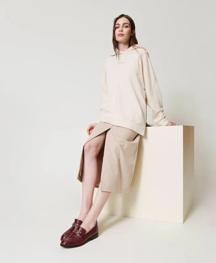 Twinset Leather Loafers With Oval T Clasp Bordeaux Women Ballet Flats And Loafers Twinset Leather Loafers With Oval T Clasp Bordeaux Women Ballet Flats And Loafers