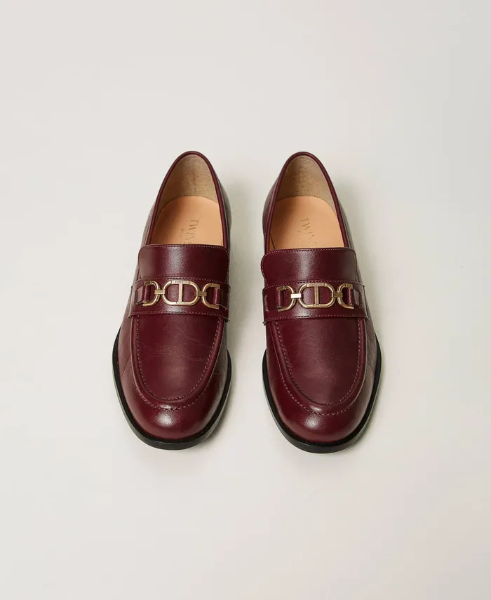 Twinset Leather Loafers With Oval T Clasp Bordeaux Women Ballet Flats And Loafers Twinset Leather Loafers With Oval T Clasp Bordeaux Women Ballet Flats And Loafers